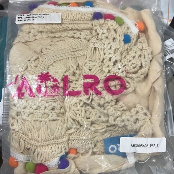 Aolro Ladies Beach Back Hollow Out Coverup in Beige NWT size small - Picture 7 of 10